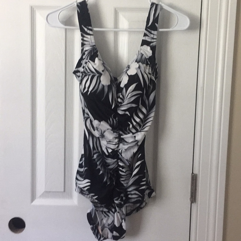 Size 10 One Piece